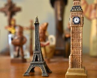 423. miniature travel souvenirs