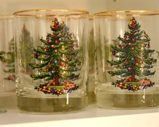 457. Christmas/holiday glassware