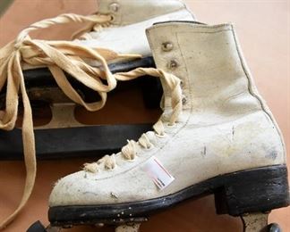 529. vintage ice skates