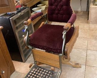 Archer Barber Chair..beautiful condition