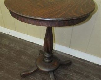Oak Lamp Table