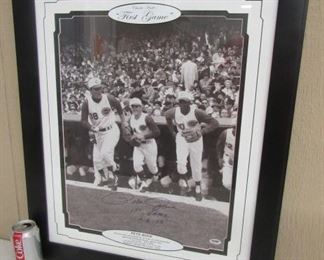 Pete Rose Autographed Picture w/Certificate on Back