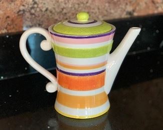 $20 - Bella Casa by Ganz teapot; 8" H x 9" W