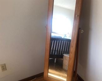 Jewelry Case / Standing Mirror