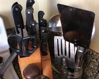 Knives and Spatulas 