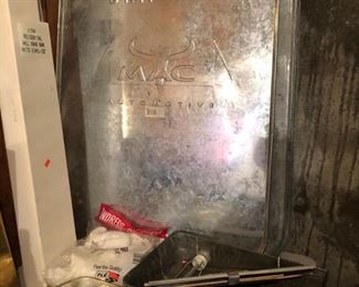 Oil drip pan, Painting supplies 