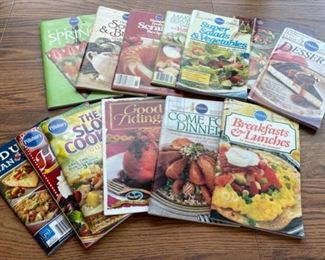 CLEARANCE ! $2.00 NOW, WAS $8.00.................Cookbooks (S079)