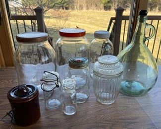 $6.00.....................Jars (S056)