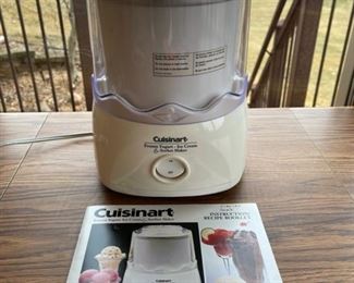 REDUCED! $18.75 NOW, WAS $25.00............................Cuisinart Frozen Yogurt Ice Cream Sorbet Maker (S048)