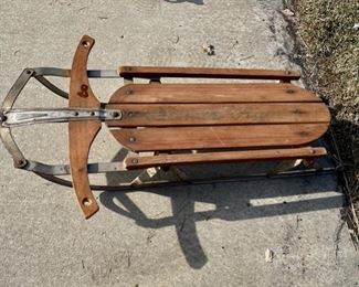REDUCED! $15.00 NOW, WAS $20.00...................Vintage Sled (S025)