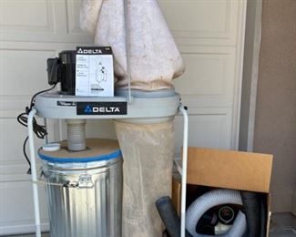 HALF OFF! $100.00 NOW, WAS $200.00..................Delta 1-1/2 H.P. Dust Collector (S017)