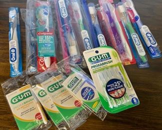 REDUCED! $4.50 NOW, WAS $6.00.................Toothbrushes and more (S185)