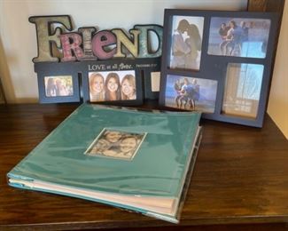 CLEARANCE ! $2.00 NOW, WAS $6.00..................Frames and Scrapbook (S162)