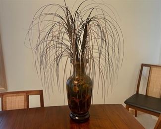 CLEARANCE ! $6.00 NOW, WAS $25.00.....................Vase 15" tall (S115)
