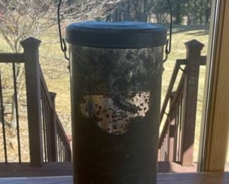 HALF OFF! $7.00 NOW, WAS $14.00.................Rustic Bucket with lid 20" tall (S099)