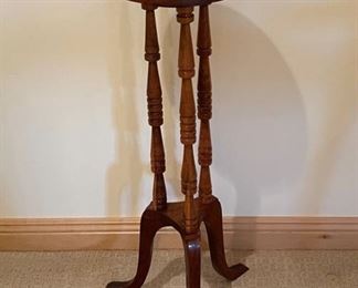 $16.00...............Plant Stand 31" tall (S274)