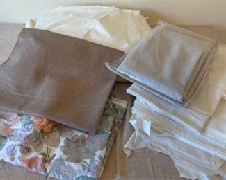 CLEARANCE ! $3.00 NOW, WAS $12.00..................Fabric (S258)