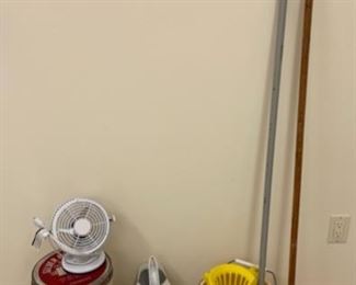 CLEARANCE ! $2.00 NOW, WAS $6.00.................Mop, Fan and more (S244)