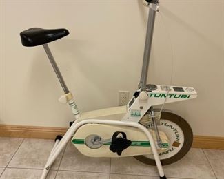 $25.00...............Tunturi Stationary Bike (S243)