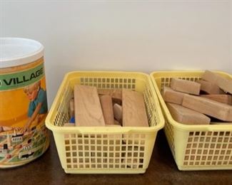 REDUCED! $6.00 NOW, WAS $8.00.....................Toy Building Blocks (S228)