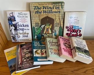 HALF OFF! $4.00 NOW, WAS $8.00..................Books (S219)