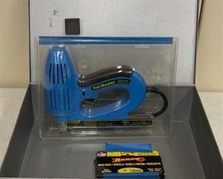 HALF OFF! $8.00 NOW, WAS $16.00.................Nail Master with tin box (S384)