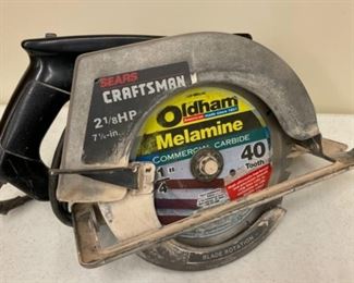 CLEARANCE ! $10.00 NOW, WAS $45.00.....................Craftsman Circular Saw (S358)
