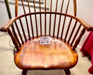 Lot 6016. $150.00. Windsor Chair, again a stunning beauty. 24x22"dx37.5" tall, 15" seat depth, There are literally no chairs exactly like this on the Internet. I'm just in awe of the craftsmanship of this chair! It's like a work of art!
