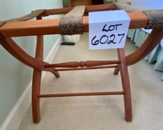 Lot 6027. $35.00. Luggage Stand - Great Condition just like the finest hotels! 22.5x19.5x18.5 Tall