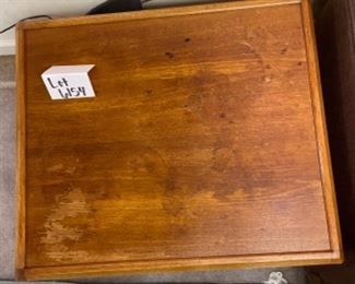 Lot 6154. $60.00. The second Century End Table needs a little more love on the top, but nothing major. Good Bones! Matches the Century bedroom set and Lot 6050. 28"x24"x19"t