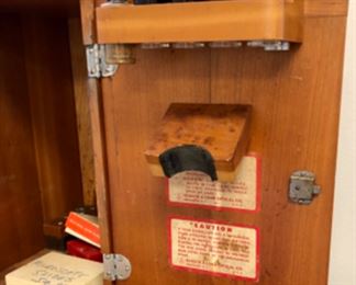 Lot 6094. $150.00. Vintage Bausch & Lomb Optical Co, Rochester, NY Microscope, in hand-crafted wood carry box. XD8493, 16033-433 Microscope 13"t x 7"w x 8" deep