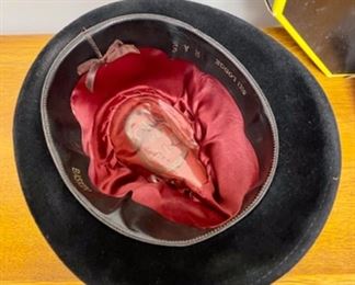 Lot 6149. $60.00. Vintage Hart-Albin 7.25" Straw Hat Dobbs. w/Dobbs Box and a Black felt Fedora Baskin-Otis Club (maybe a 7")