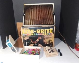 Vintage Hasbro Lite-Brite With Glow Pegs and Box