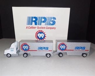 Winross RPS A Caliber System Company Double Pup Trailers 1:64