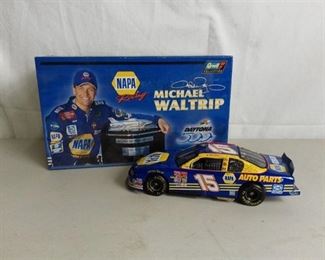 Revel Collection 1:24 Diecast Model Michael Waltrip NAPA Auto Parts Number 15 Race Car