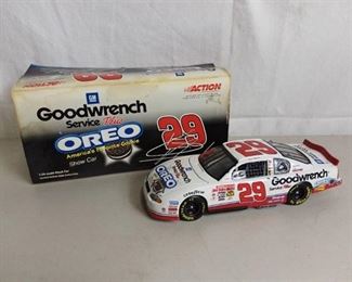 Action 1:24 Scale Diecast Goodwrench Service Plus Oreo Show Car Number 29 Model