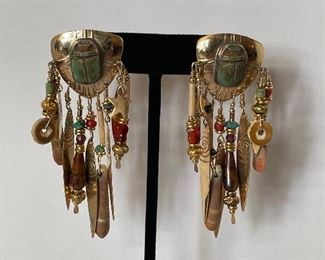 gold filled earrings - price 20 dollars