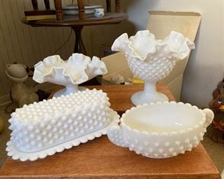 1 Vintage Milk Glass