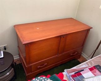Lane Cedar Chest