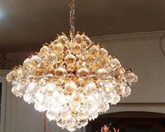 Vienna Full Spectrum Essa 20" Wide Gold - Crystal Pendant