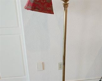 Floor lamp