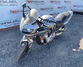 #75 • 2001 Yamaha FZS1000 Year: 2001
Make: Yamaha
Model: FZS1000
Vehicle Type: Motorcycle
Mileage:
Plate:
Body Type:
Trim Level:
Drive Line:
Engine Type:
Fuel Type: Gasoline
Horsepower:
Transmission:
VIN #: Jyarn07e22a003470
Doc Fee:  $70
DMV Fees:  $873

Features and Notes:
no California title, sold on application for duplicate title
OK TO SELL
