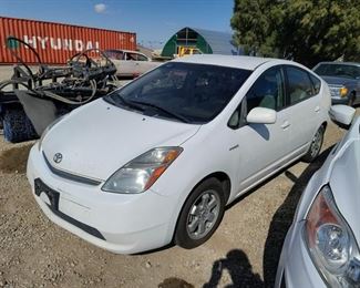 #235 • 2009 Toyota Prius VEHICLE IS WRECKED NON OP
Year: 2009
Make: Toyota
Model: Prius
Vehicle Type: Passenger Car
Mileage: 76808
Plate:  NONE
Body Type: 4 Door Hatchback
Trim Level: Standard; Touring
Drive Line: FWD
Engine Type: L4, 1.5L
Fuel Type: Gasoline
Horsepower: 76HP
Transmission:
VIN #: JTDKB20U993521540
Doc Fee:  $70
Non op:  $59

Features and Notes:
California title on hand,