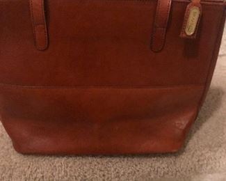 vintage brahmin all leather purse  great condition for very retro bag 