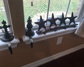  stocking holders 