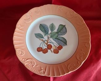 VINATGE - GORGEOUS MINT SET of Mottahedeh "Cherries w/ Leaves" Made in PORTUGAL VA 1824 - 15 pieces (tea cups, plates, cake plate stand)
