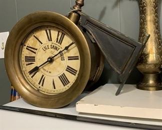 Pub Clock
