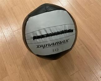 Dynamax 10 Pound Medicine Ball. 