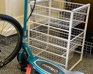 Razor Electric Scooter. 