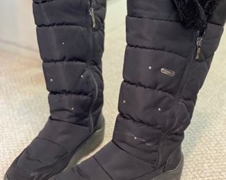 Pajar Winter Boots. 